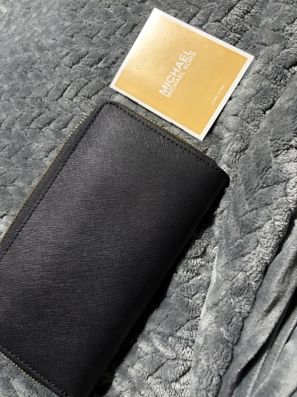 Michael Kors Black Zip-Around Saffiano Wallet with Gold Logo - Picture 7 of 9